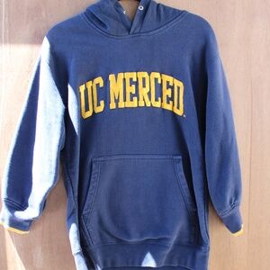 UC Merced Hoodie Sweatshirt Large Dark Blue Gold Letters College University Pull